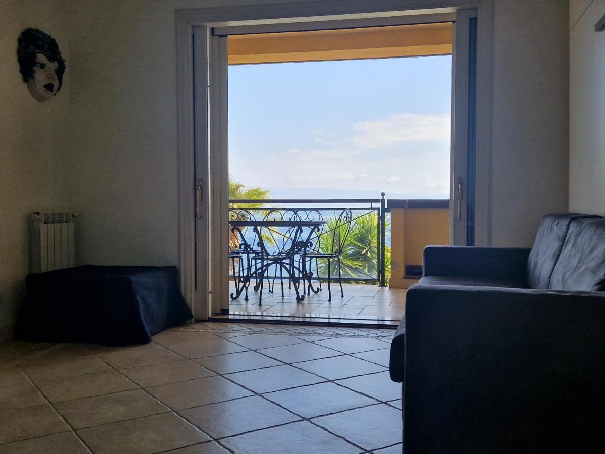 Taormina Bella Vista Apartment In Center With Pool By Taormina Holidays Extérieur photo